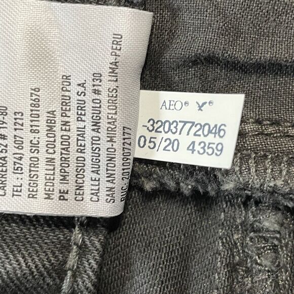 American Eagle Jeans 28x30 Black Denim SKINNY Distressed Airflex+ Stretch - Picture 10 of 11